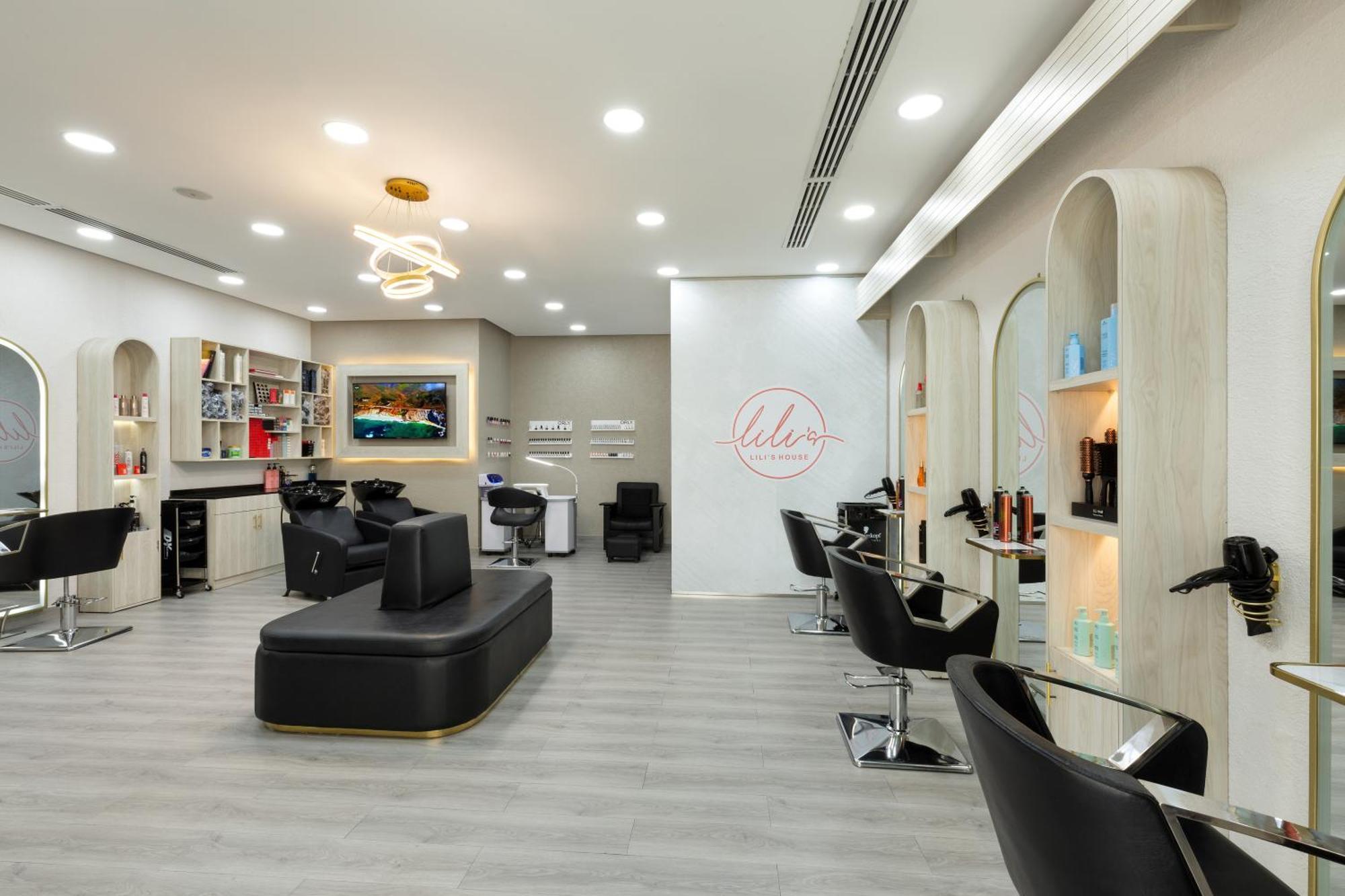 Royal Continental Suites Business Bay Dubai Exterior photo Salon interior